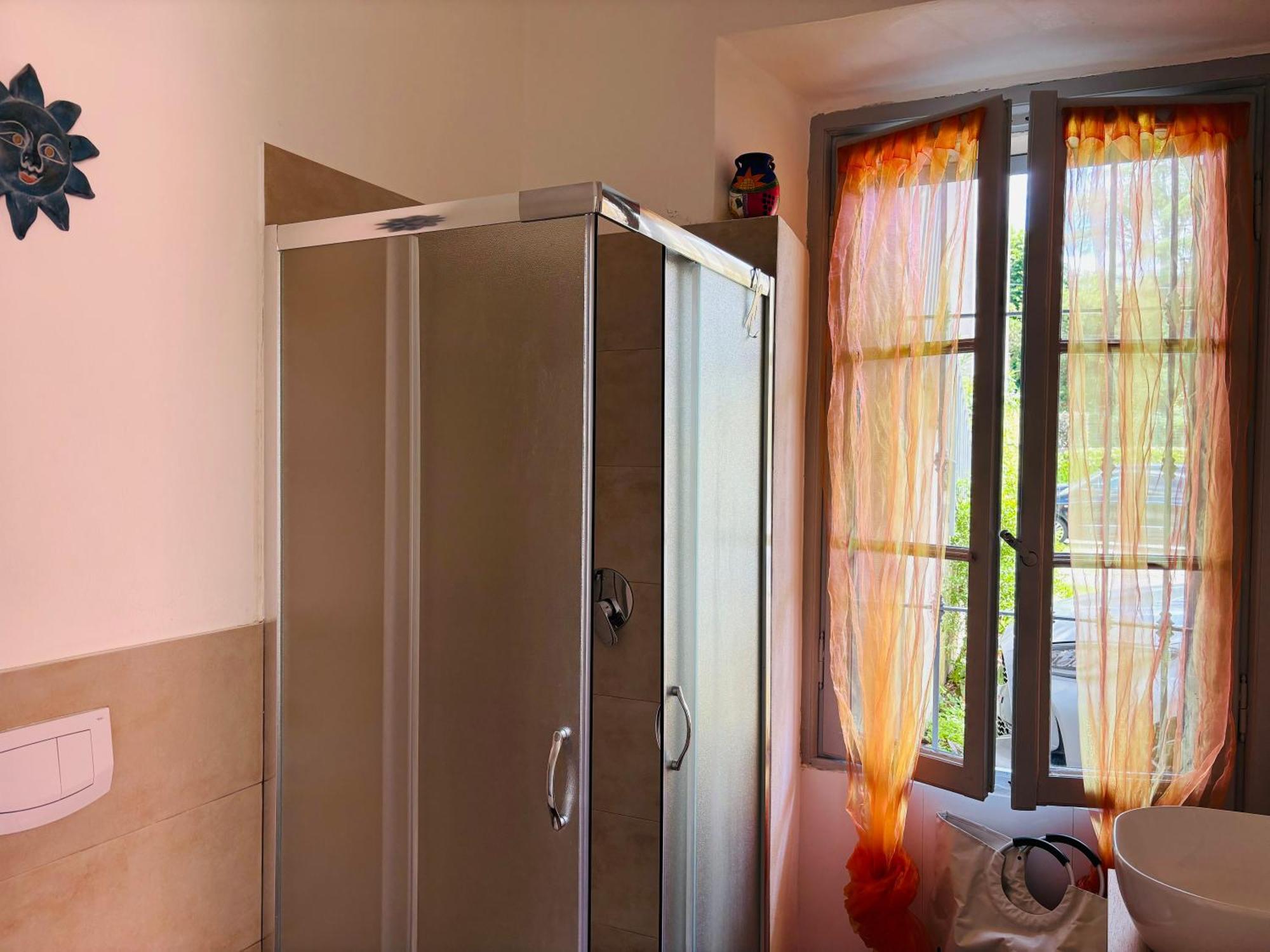 Friendly Africa Room Como Center Экстерьер фото